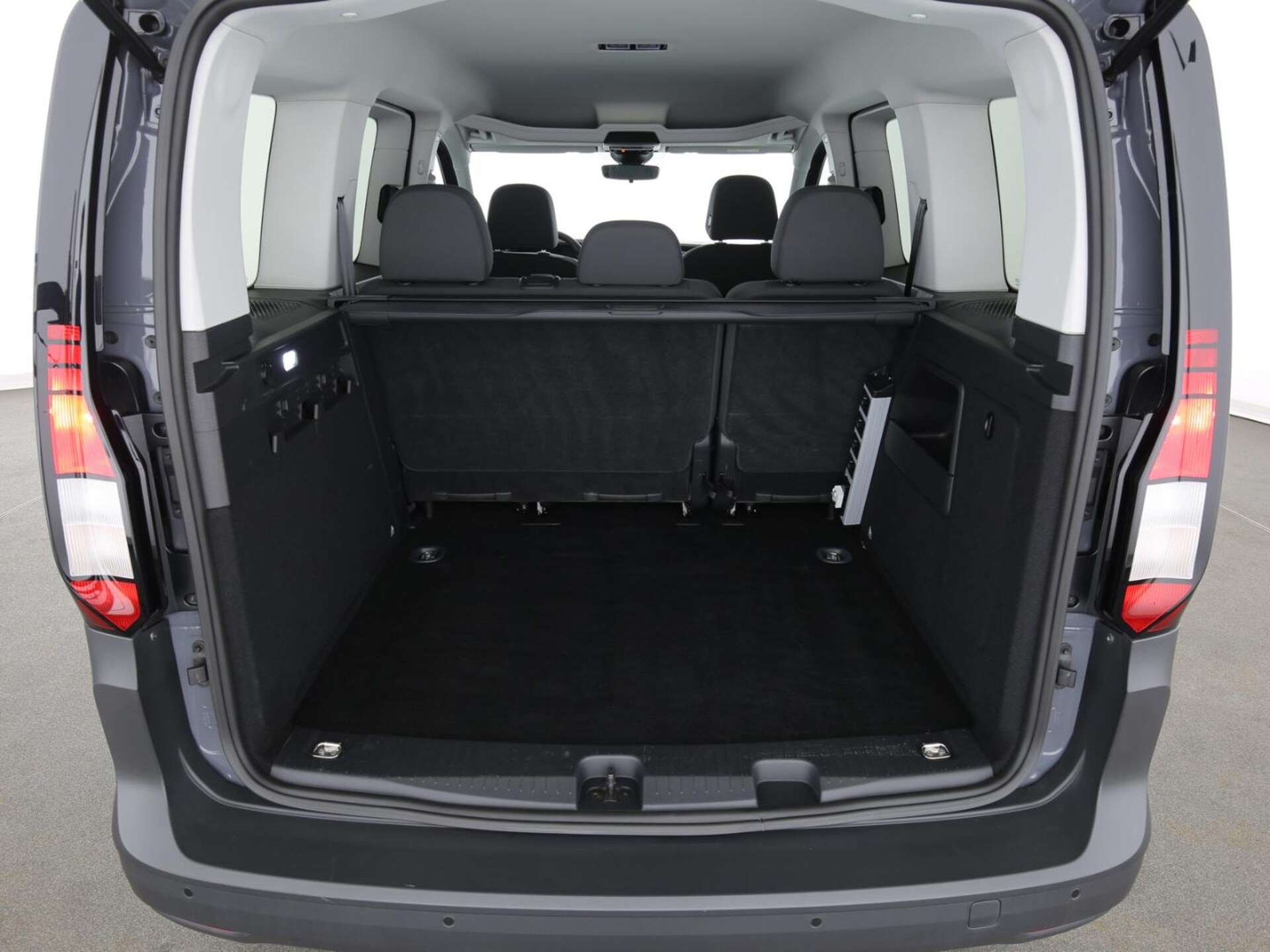 Volkswagen Caddy Kombi Basis-Modell