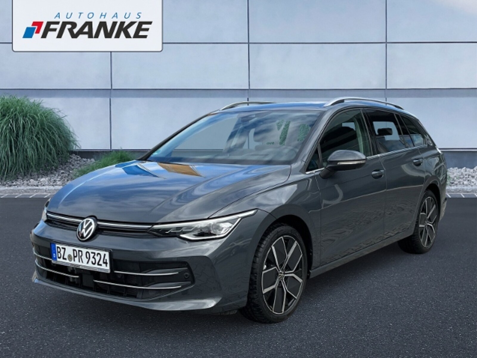 Volkswagen Golf Variant – Bild 2
