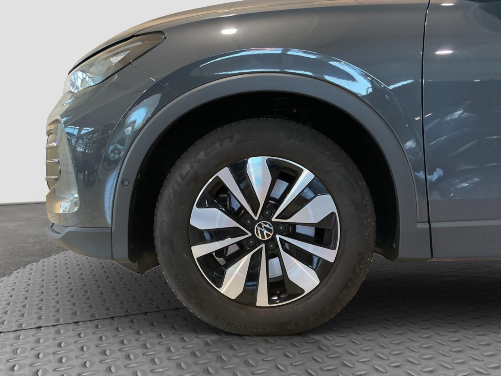 Volkswagen Tiguan – Bild 9