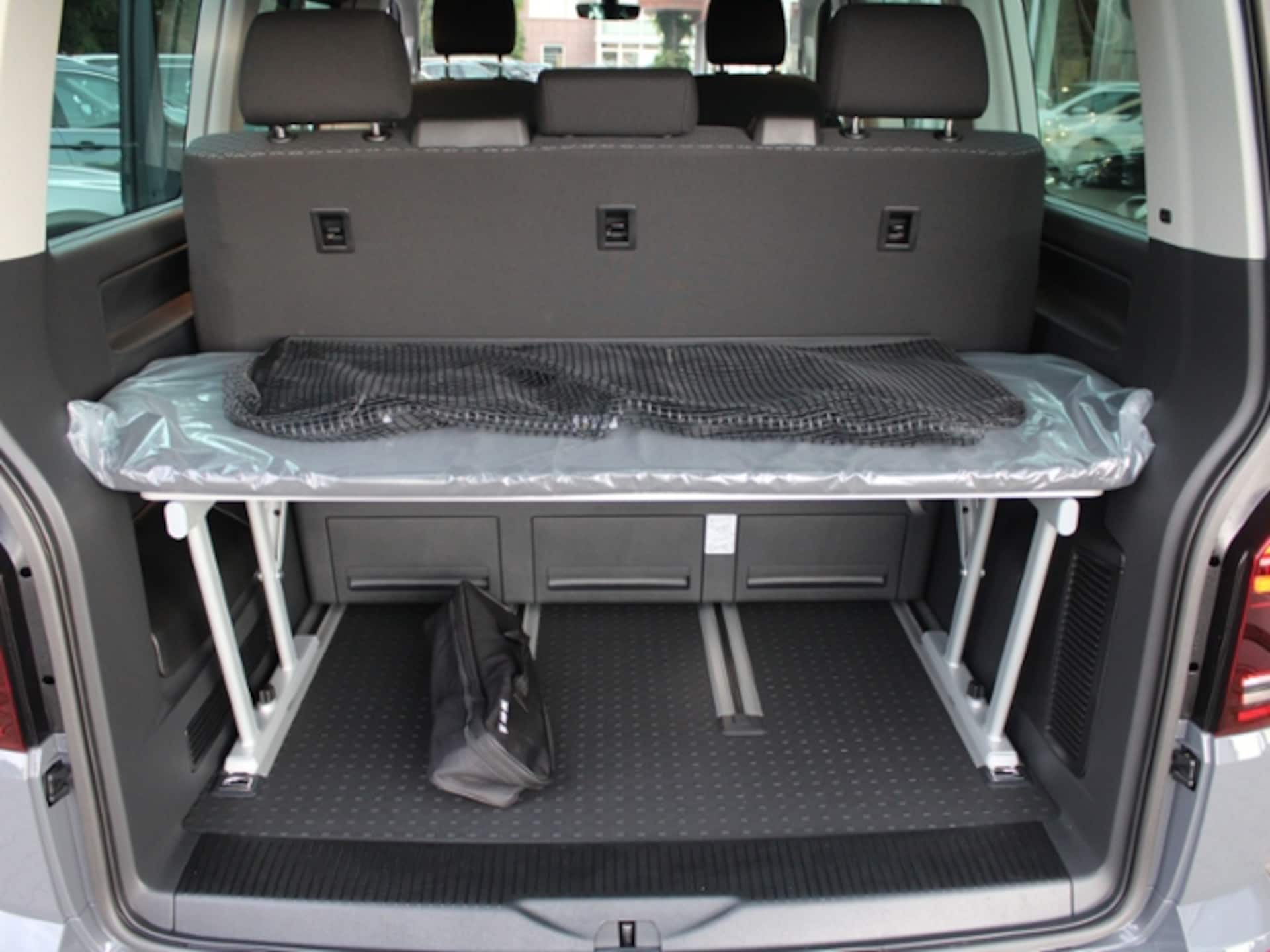 Volkswagen T6.1 California Beach