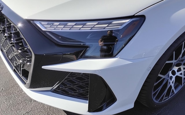 2026 Audi RS 3 Base - Photo 8