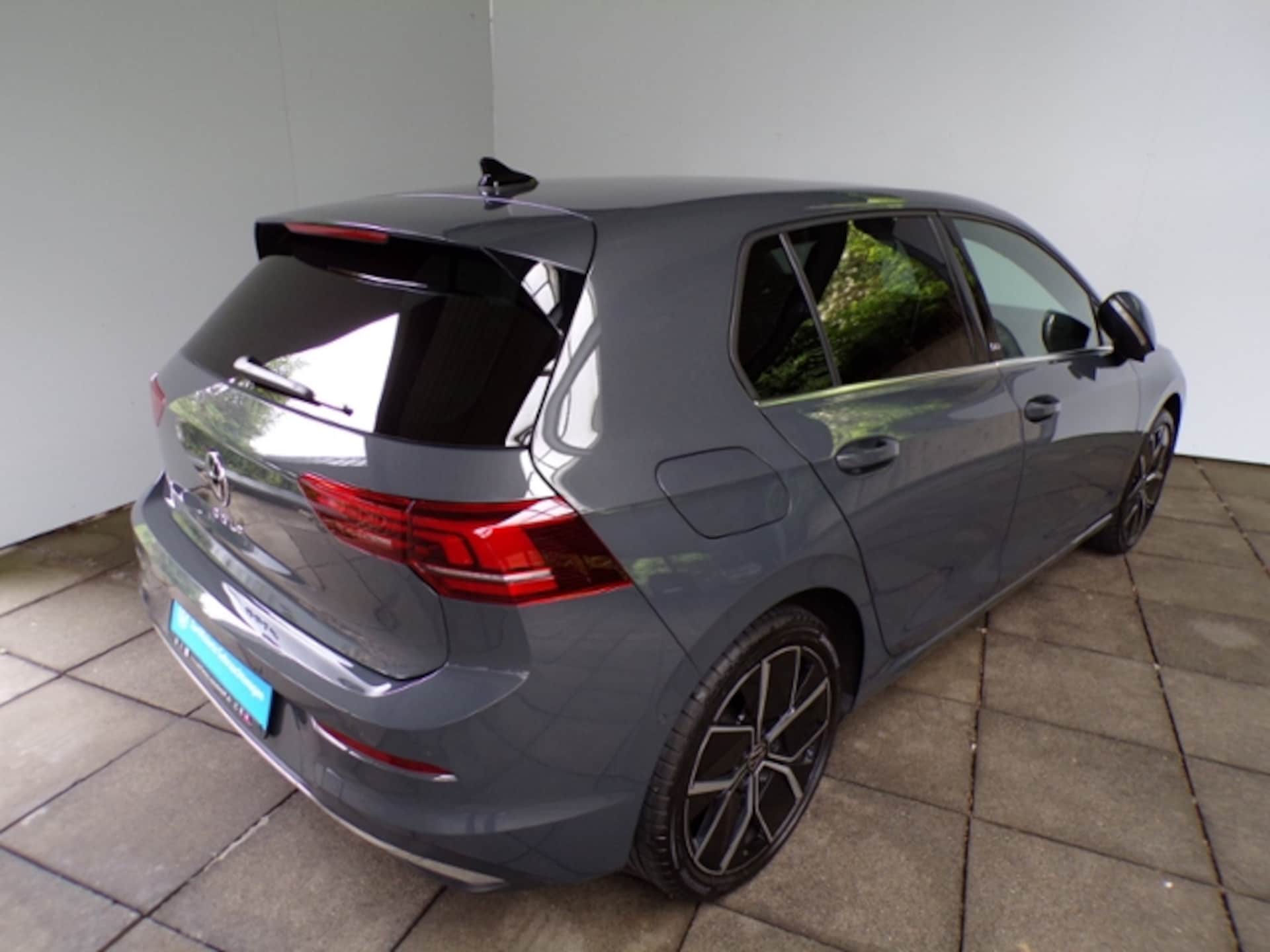 Volkswagen Golf Style