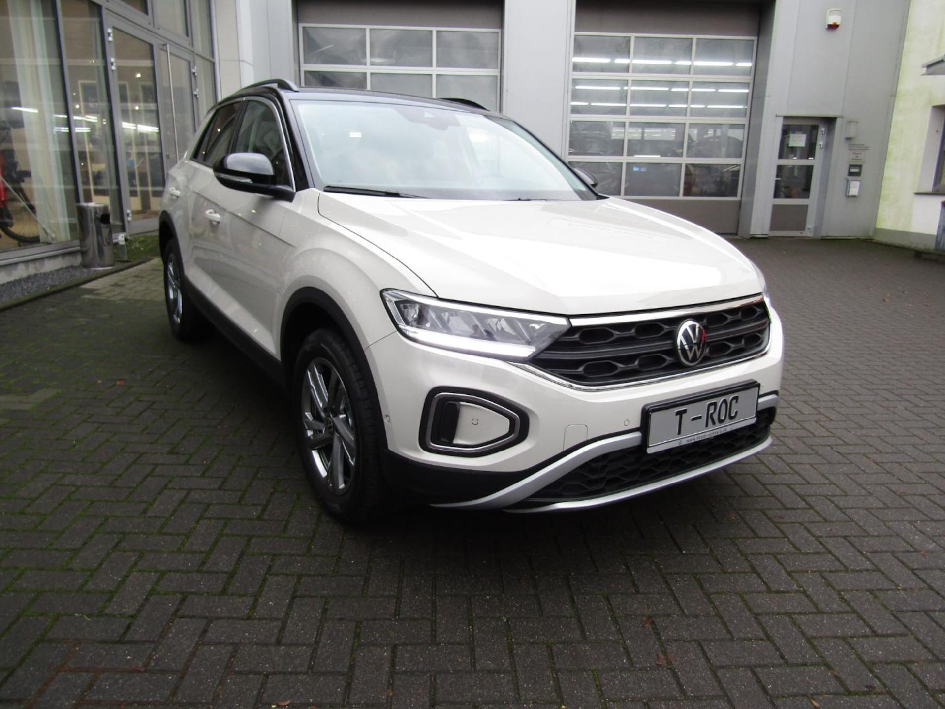 Volkswagen T-Roc Life