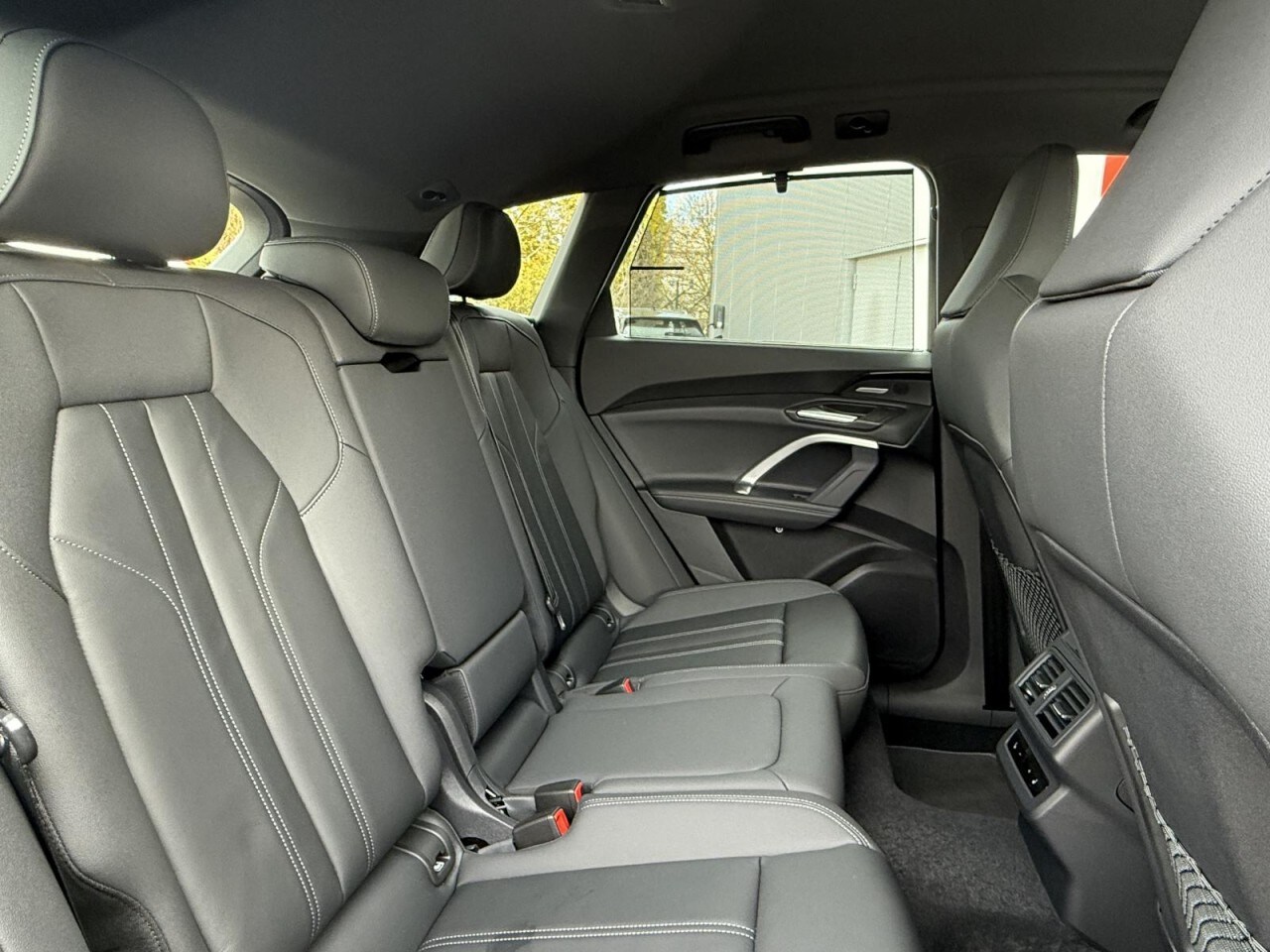 Image about Audi Q5 SUV TDI quattro 150 kW S tronic