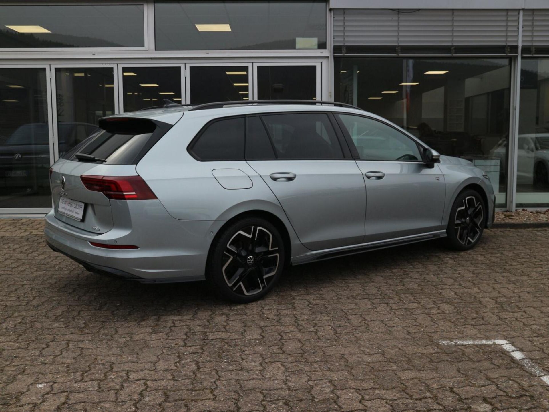 Volkswagen Golf Variant R-Line