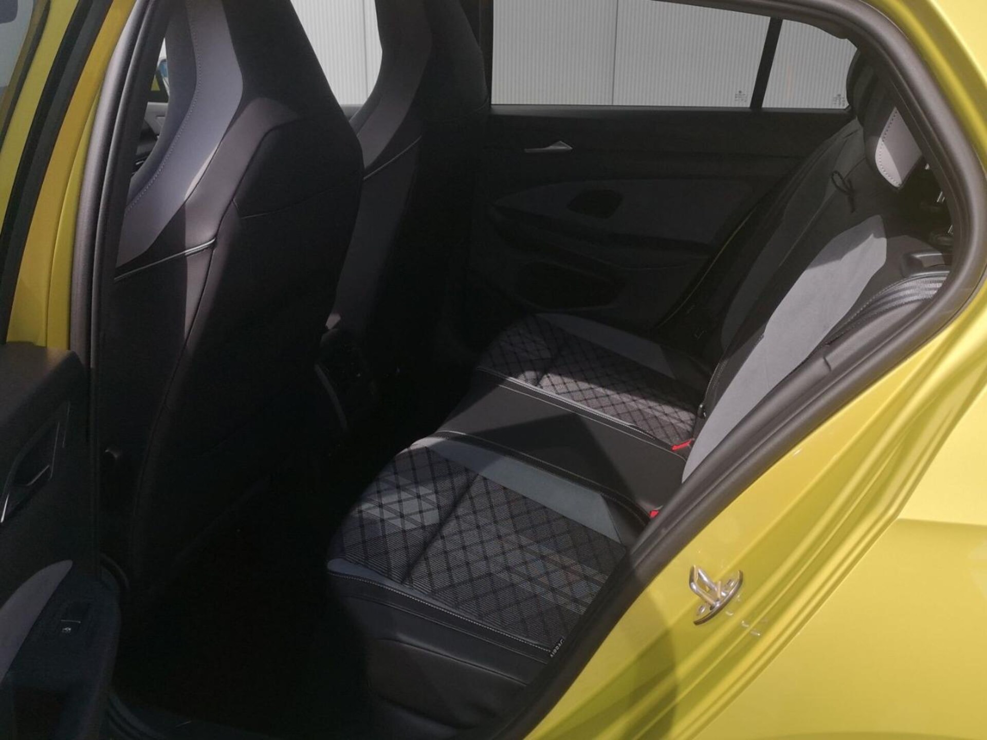 Volkswagen Golf R-Line