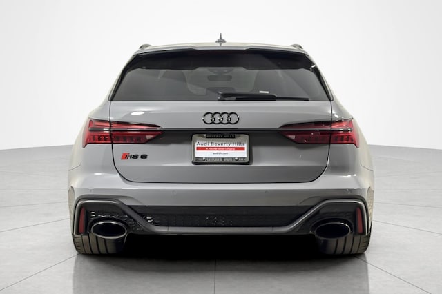 2025 Audi RS6 Avant performance