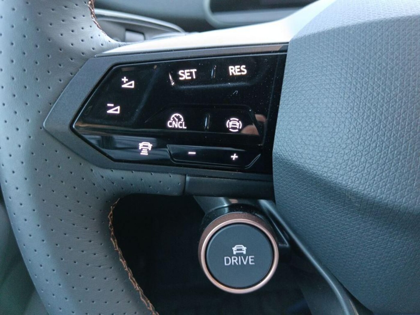 CUPRA Tavascan 77kWh Endurance First Edition 210 kW (286 CV) — photo 10