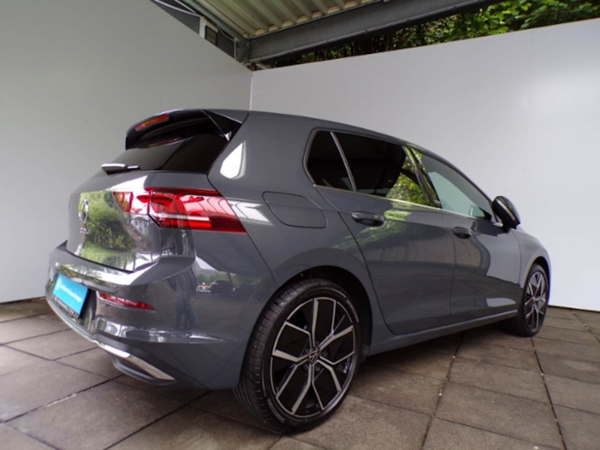 Volkswagen Golf Style