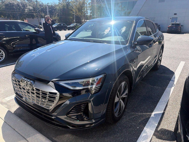 2024 Audi Q8 Sportback e-tron