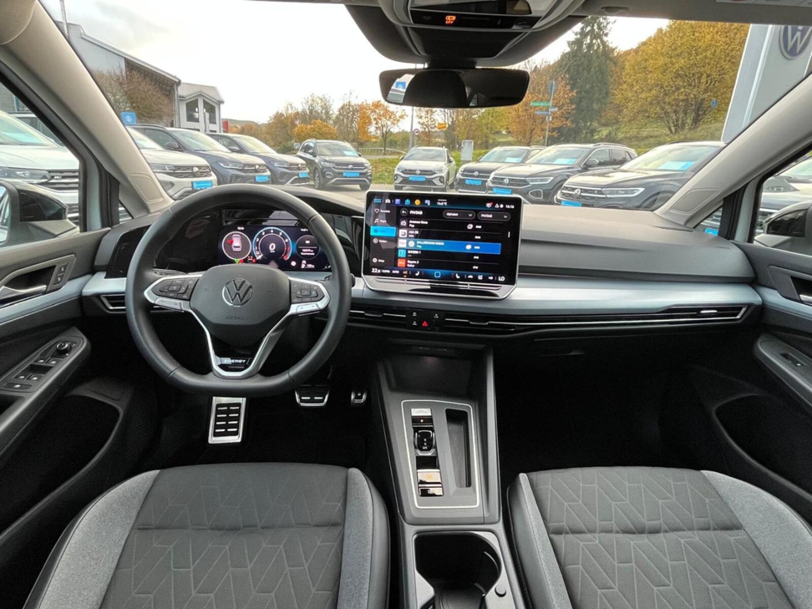 Volkswagen Golf Variant – Bild 23