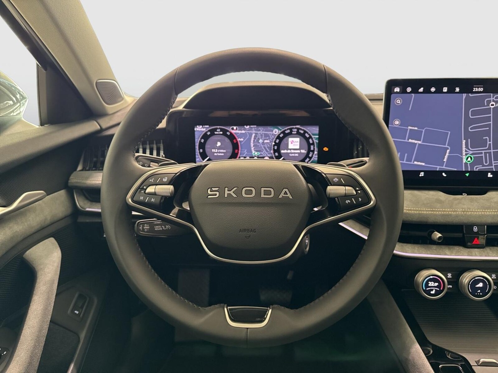 Škoda Superb Combi – Bild 11