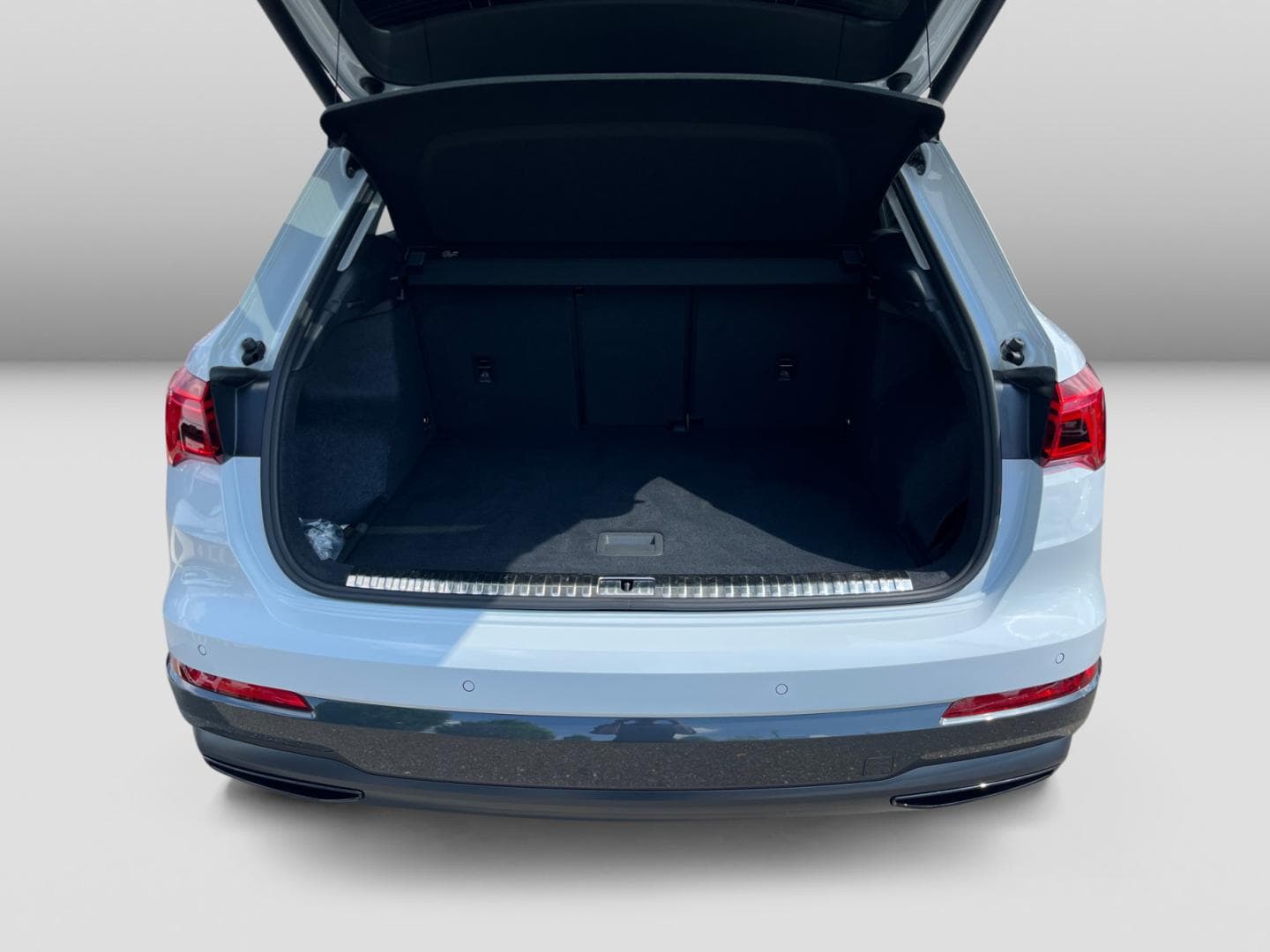 Bild über Audi Q3 advanced 35 TFSI S tronic - für weitere Informationen kontaktieren Sie den Audi Partner