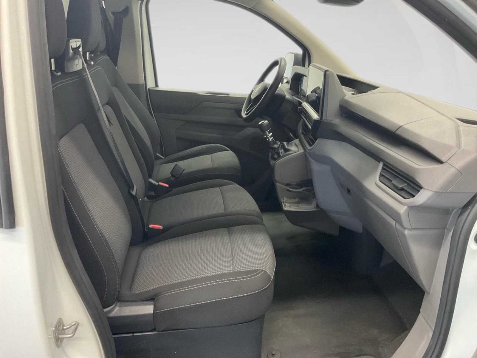 Volkswagen Transporter Kasten langer Radstand – Bild 9