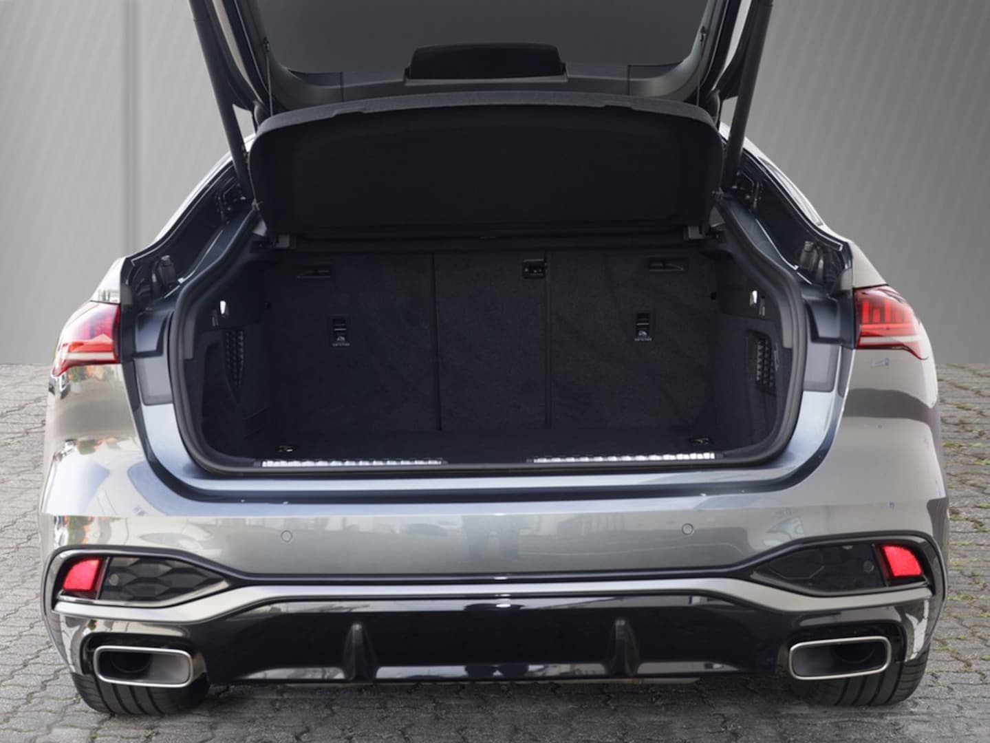 Bild über Audi A5 Limousine TFSI S tronic - für weitere Informationen kontaktieren Sie den Audi Partner