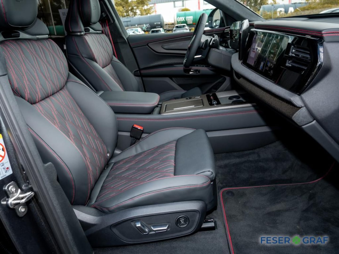 Bild über Audi Q7 SUV TDI quattro 220 kW tiptronic - für weitere Informationen kontaktieren Sie den Audi Partner