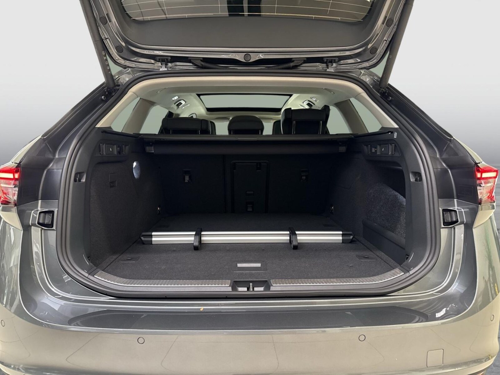 Škoda Superb Combi – Bild 12