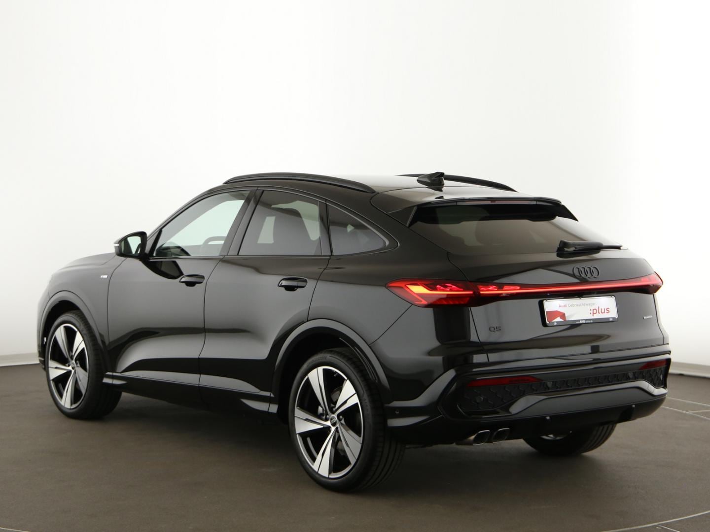 Bild über Audi Q5 Sportback TDI quattro 150 kW S tronic - für weitere Informationen kontaktieren Sie den Audi Partner