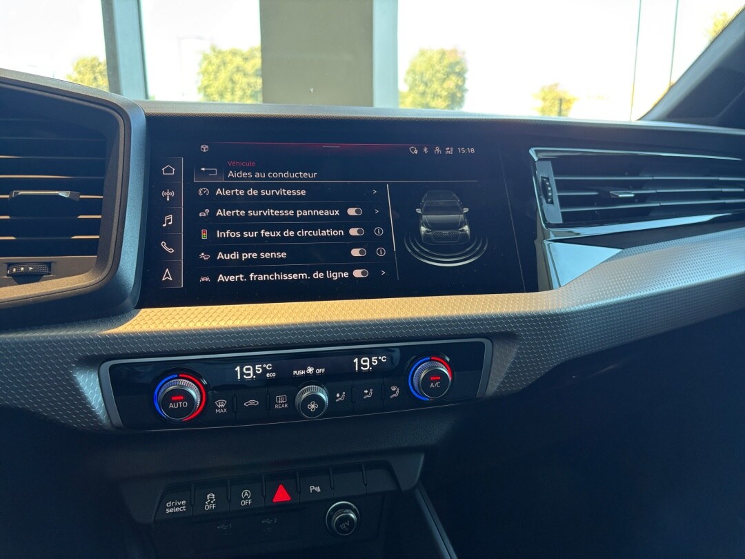 Image about Audi A1 Sportback S line plus 30 TFSI 85 kW (116 ch) S tronic