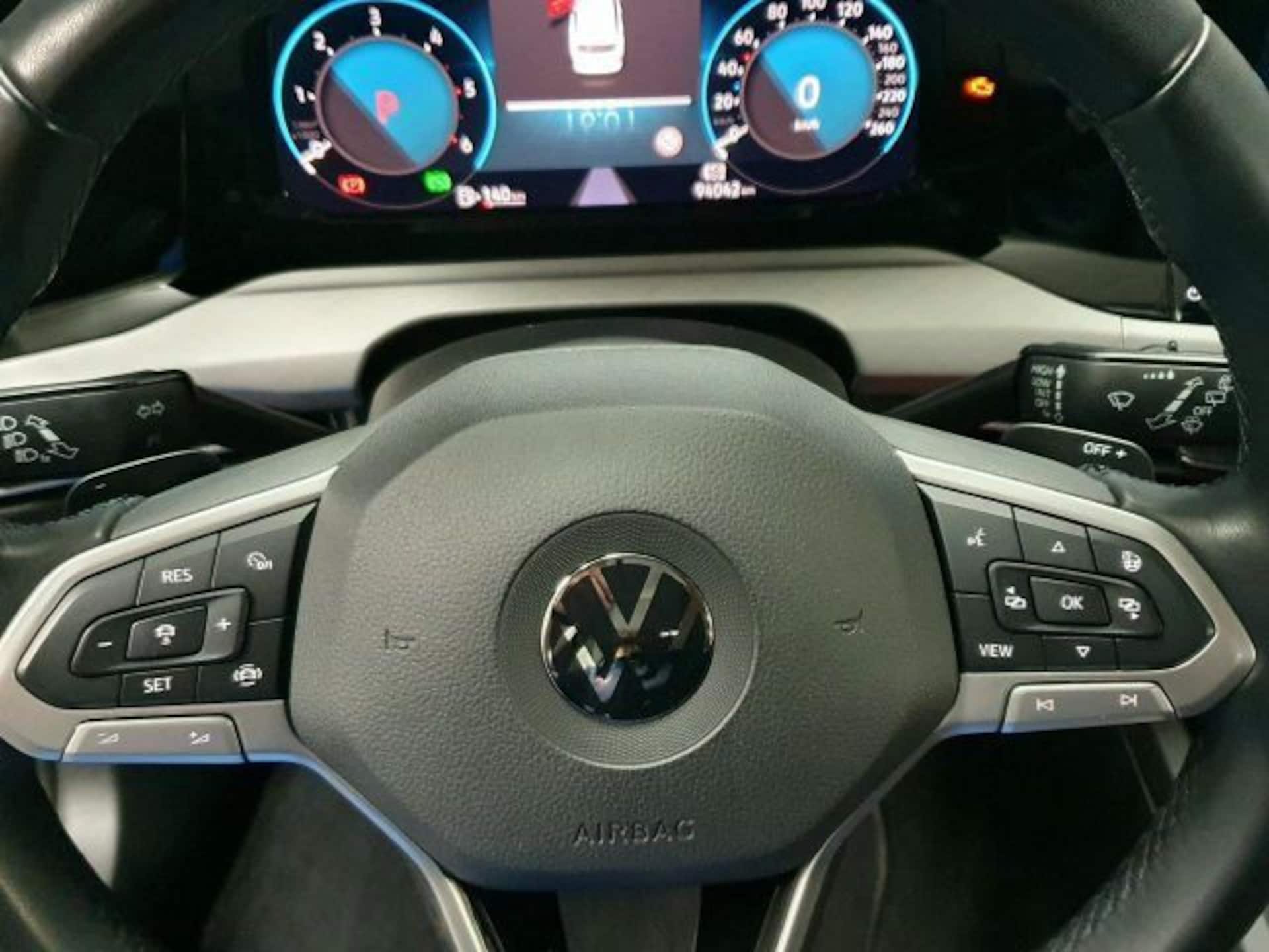 Volkswagen Golf Variant Life