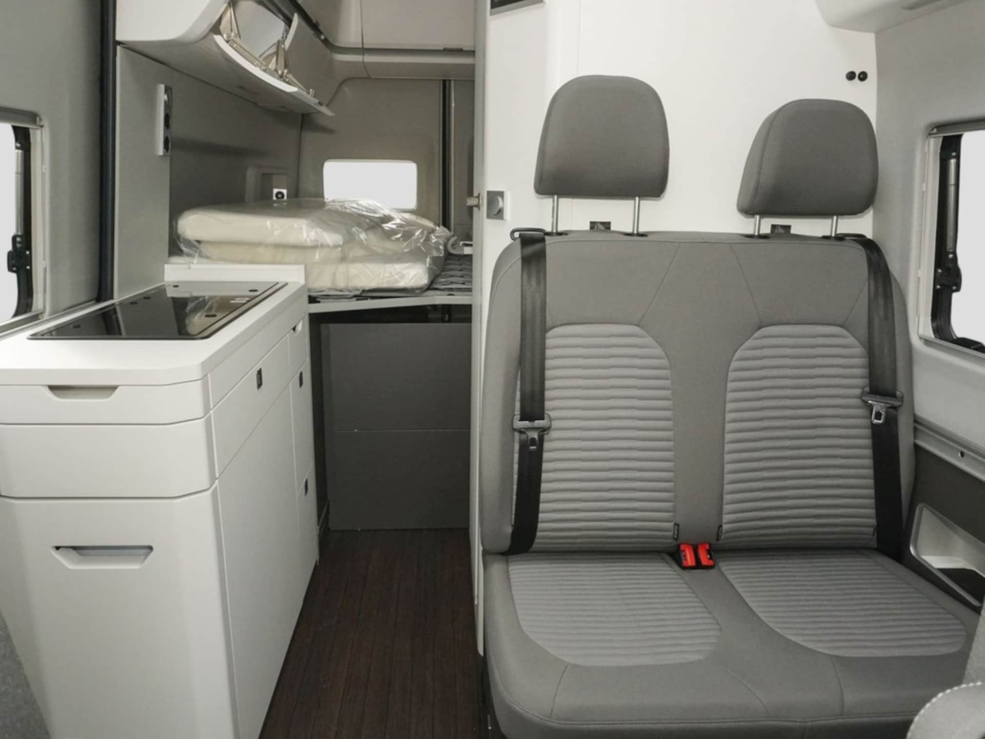 Volkswagen Grand California 600