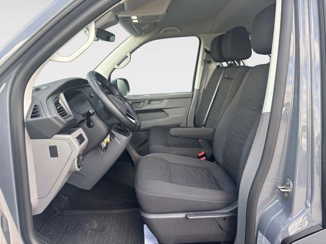 Volkswagen T6.1 Caravelle larger