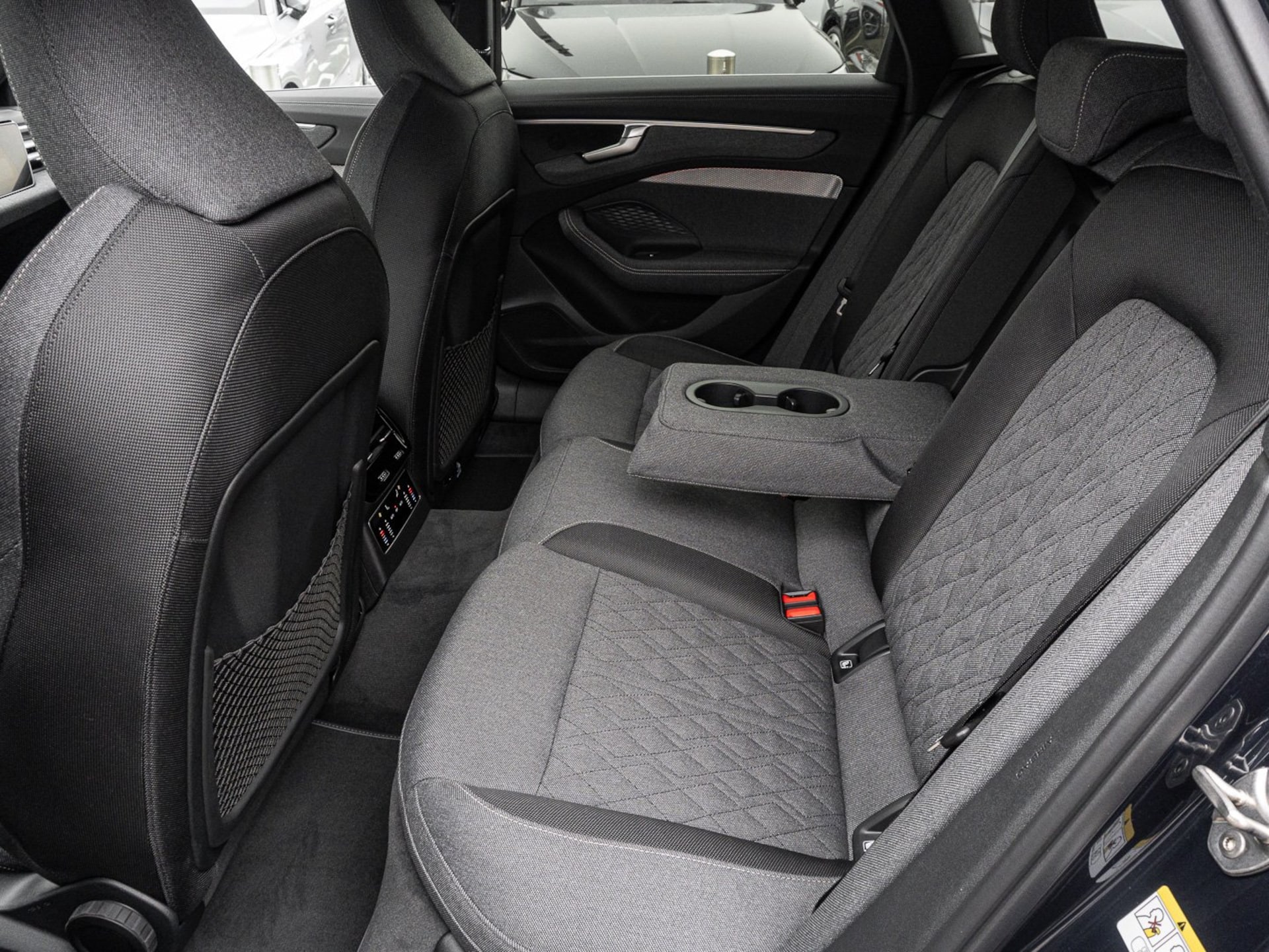 Audi A6 Avant e-hybrid