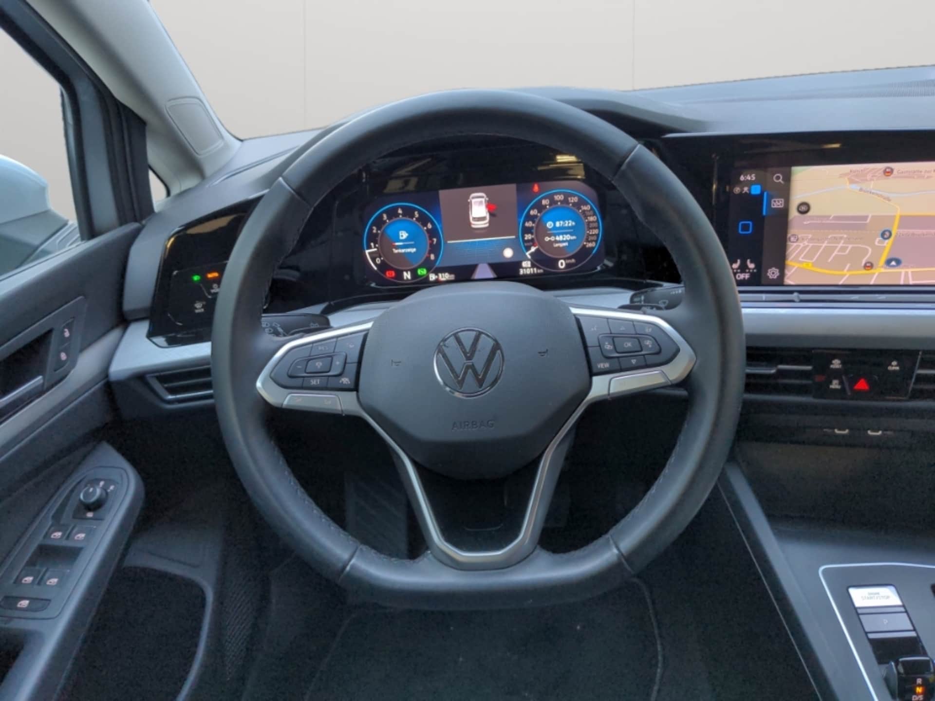 Volkswagen Golf Variant Life