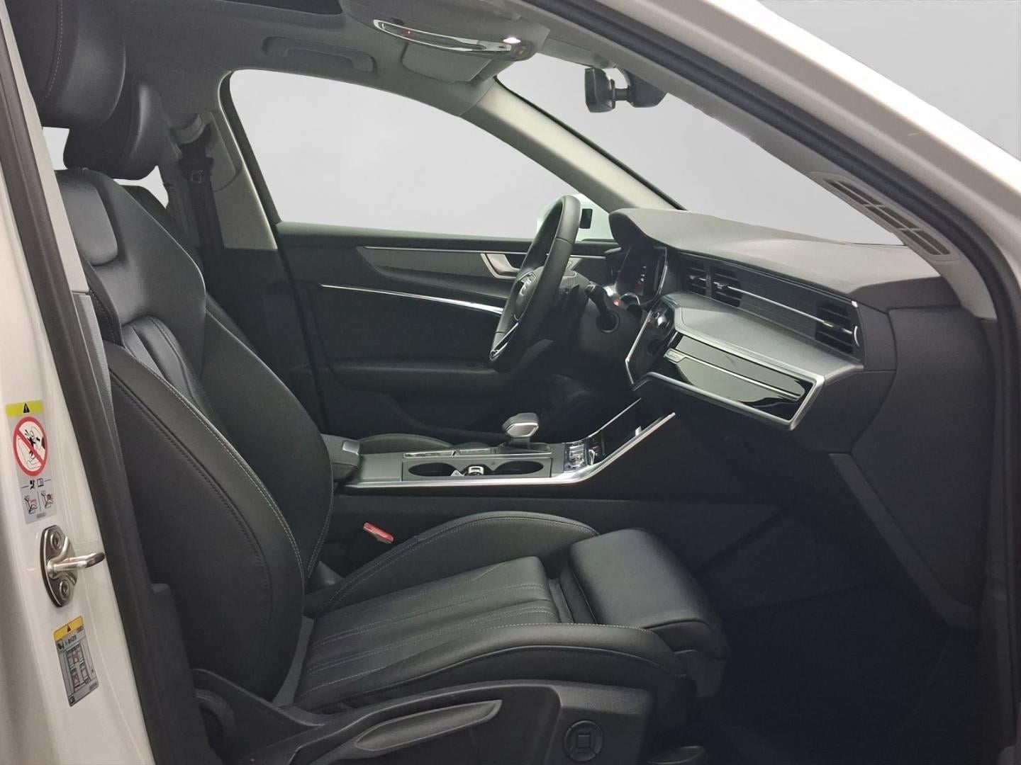 Bild über Audi A6 Avant TFSI e S line 50 TFSI e quattro S tronic - für weitere Informationen kontaktieren Sie den Audi Partner