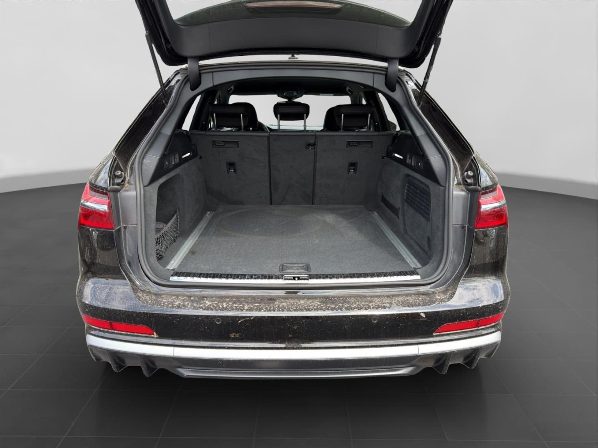 Audi S6 Avant