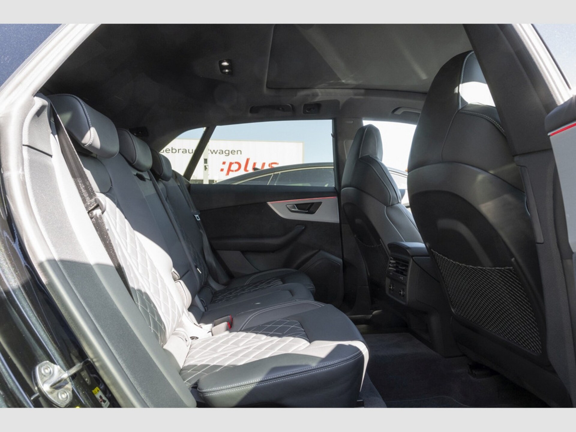 Audi SQ8 SUV