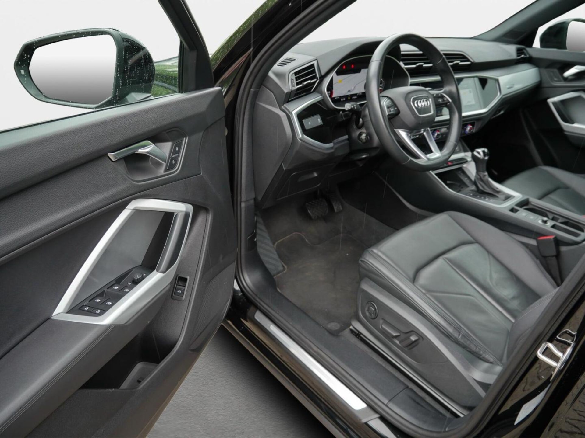Audi Q3 SUV advanced