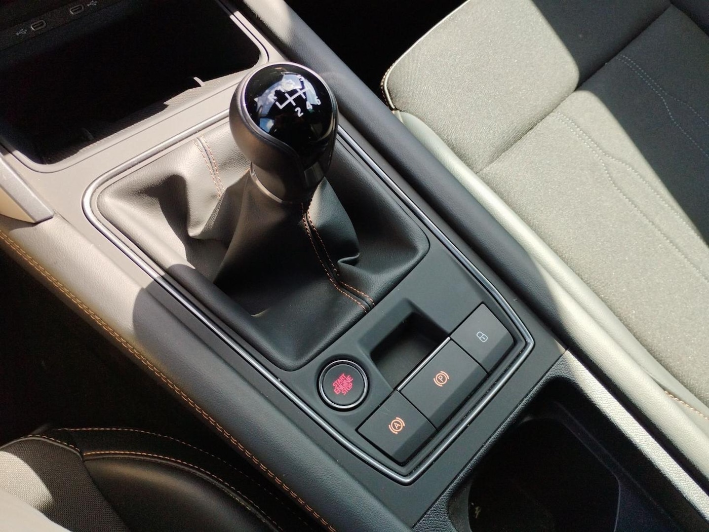 CUPRA Leon León 1.5 TSI 110 kW (150 CV) — photo 15