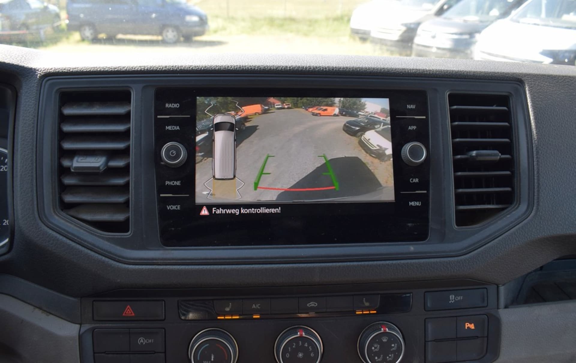 Volkswagen Crafter Kasten langer Radstand