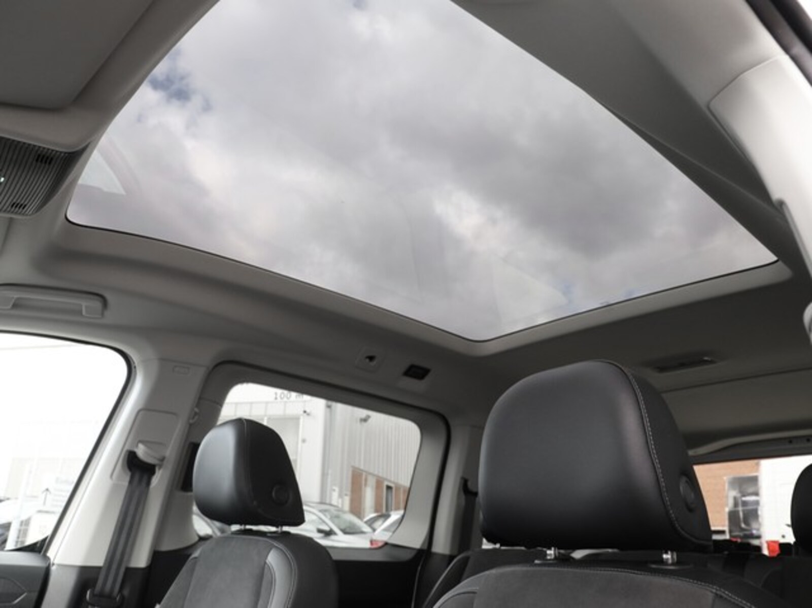 Volkswagen Caddy Maxi – Bild 12