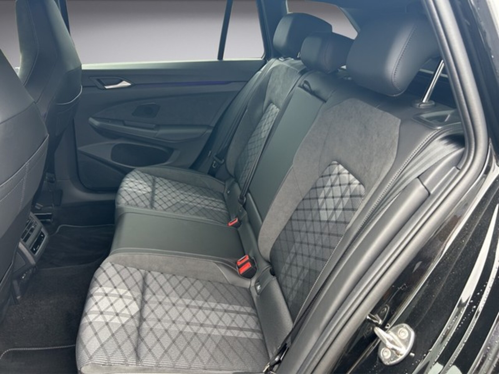 Volkswagen Golf Variant – Bild 10