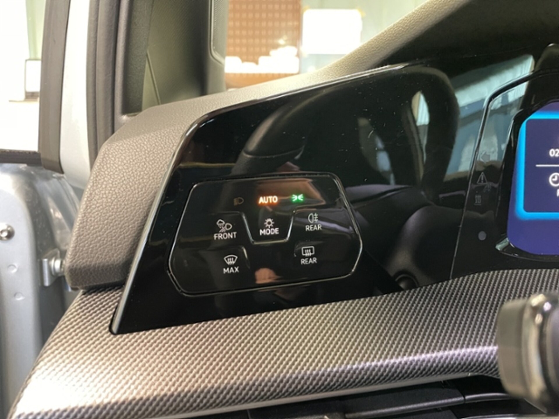 Volkswagen Golf R-Line