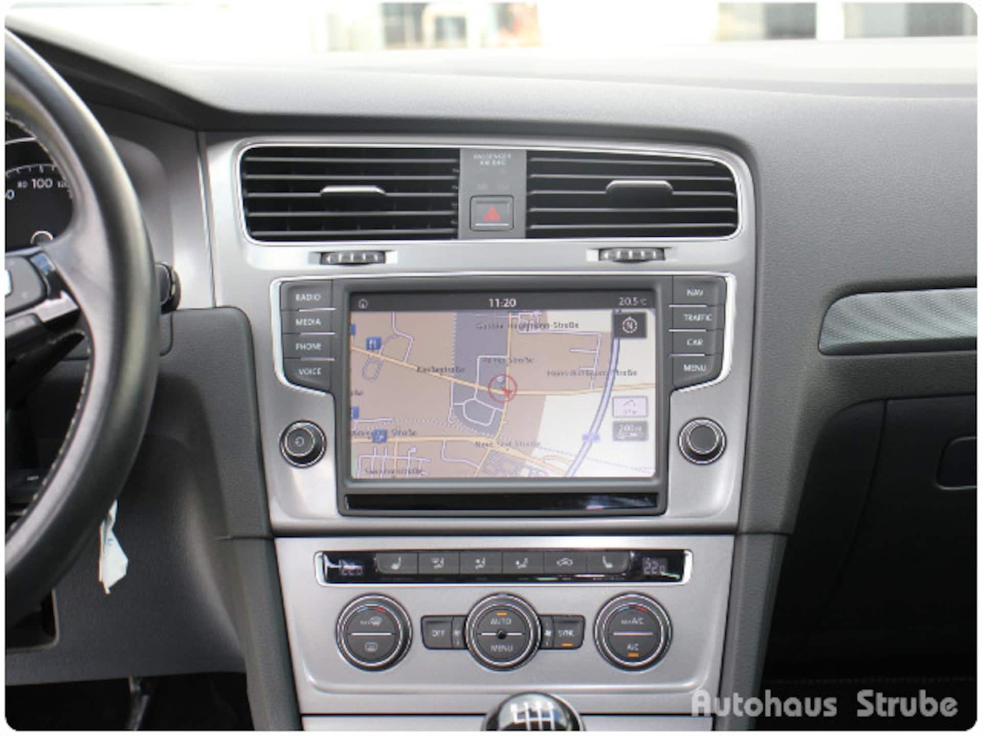 Volkswagen Golf LOUNGE
