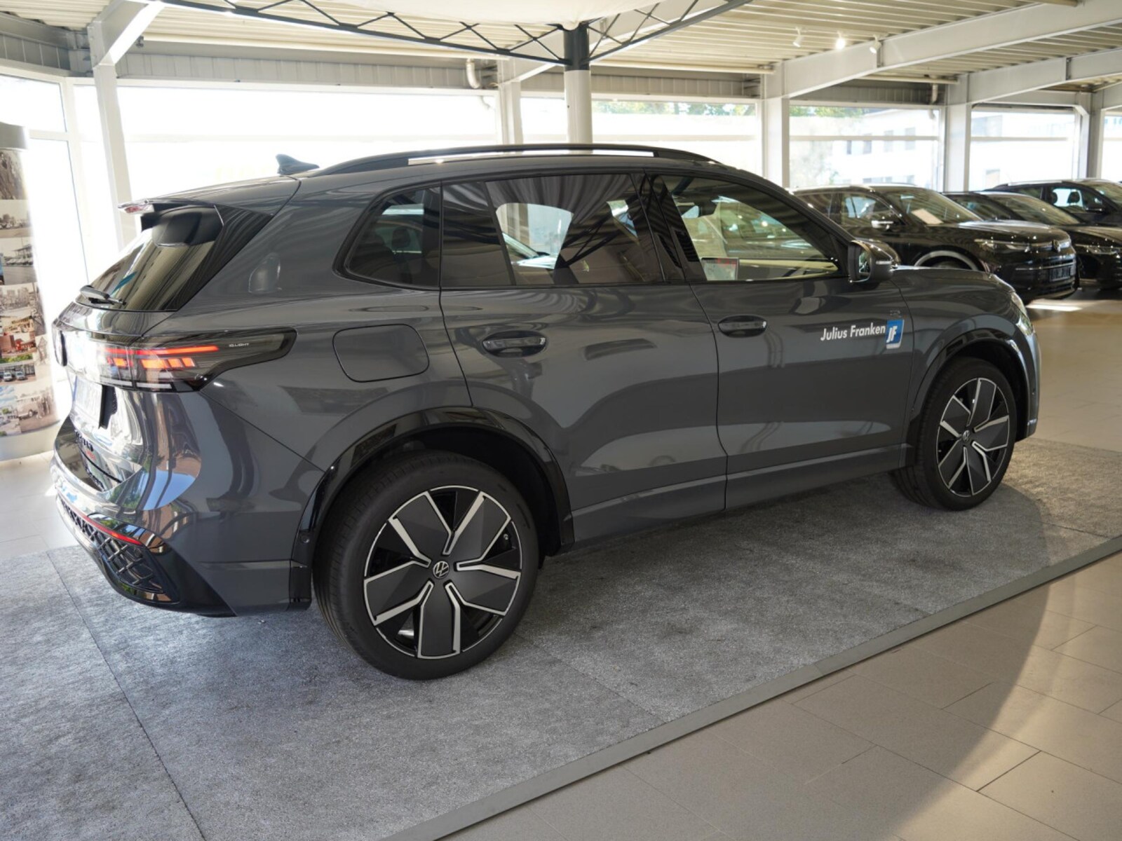 Volkswagen Tiguan – Bild 7