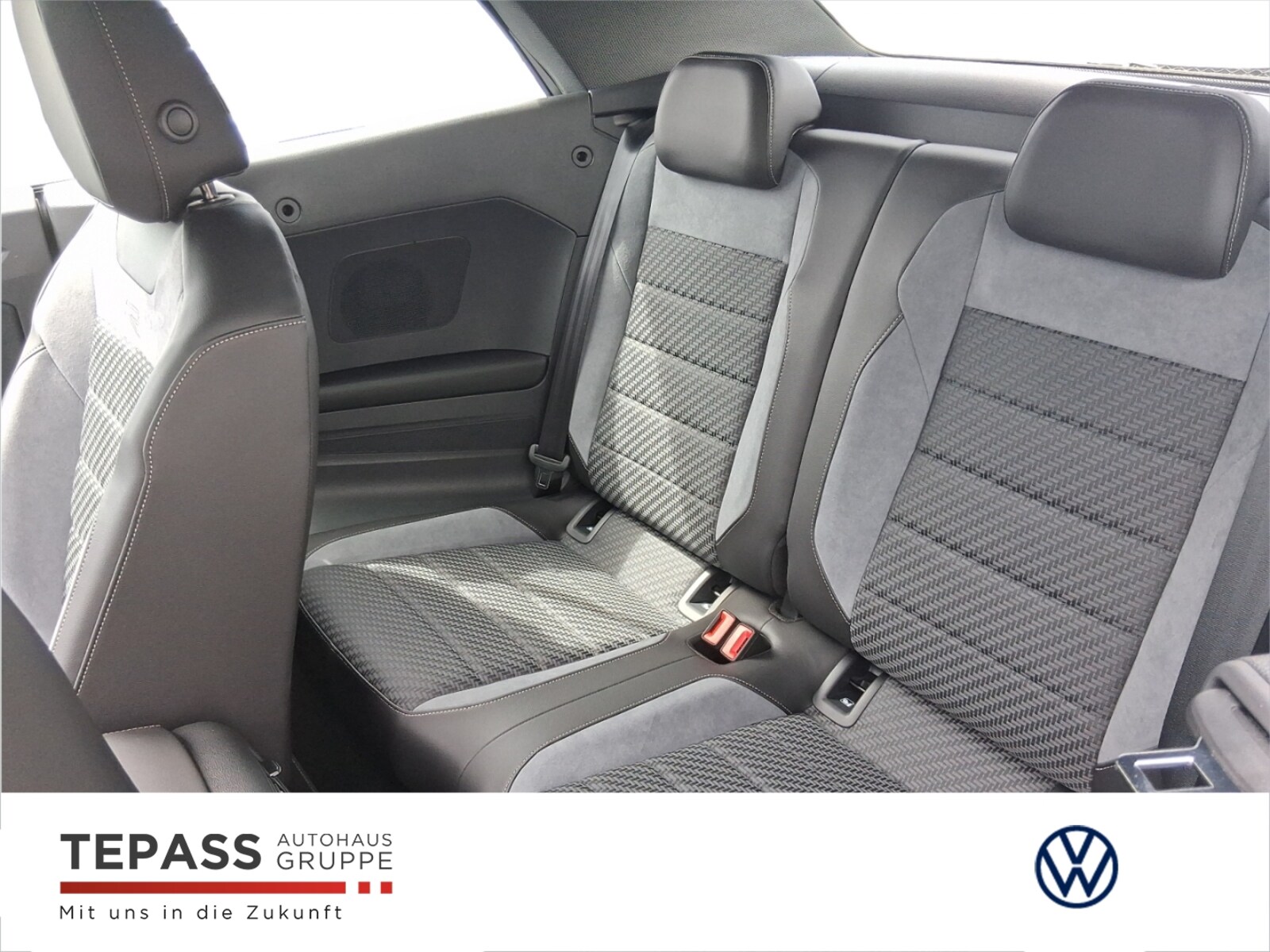 Volkswagen T-Roc Cabriolet – Bild 12