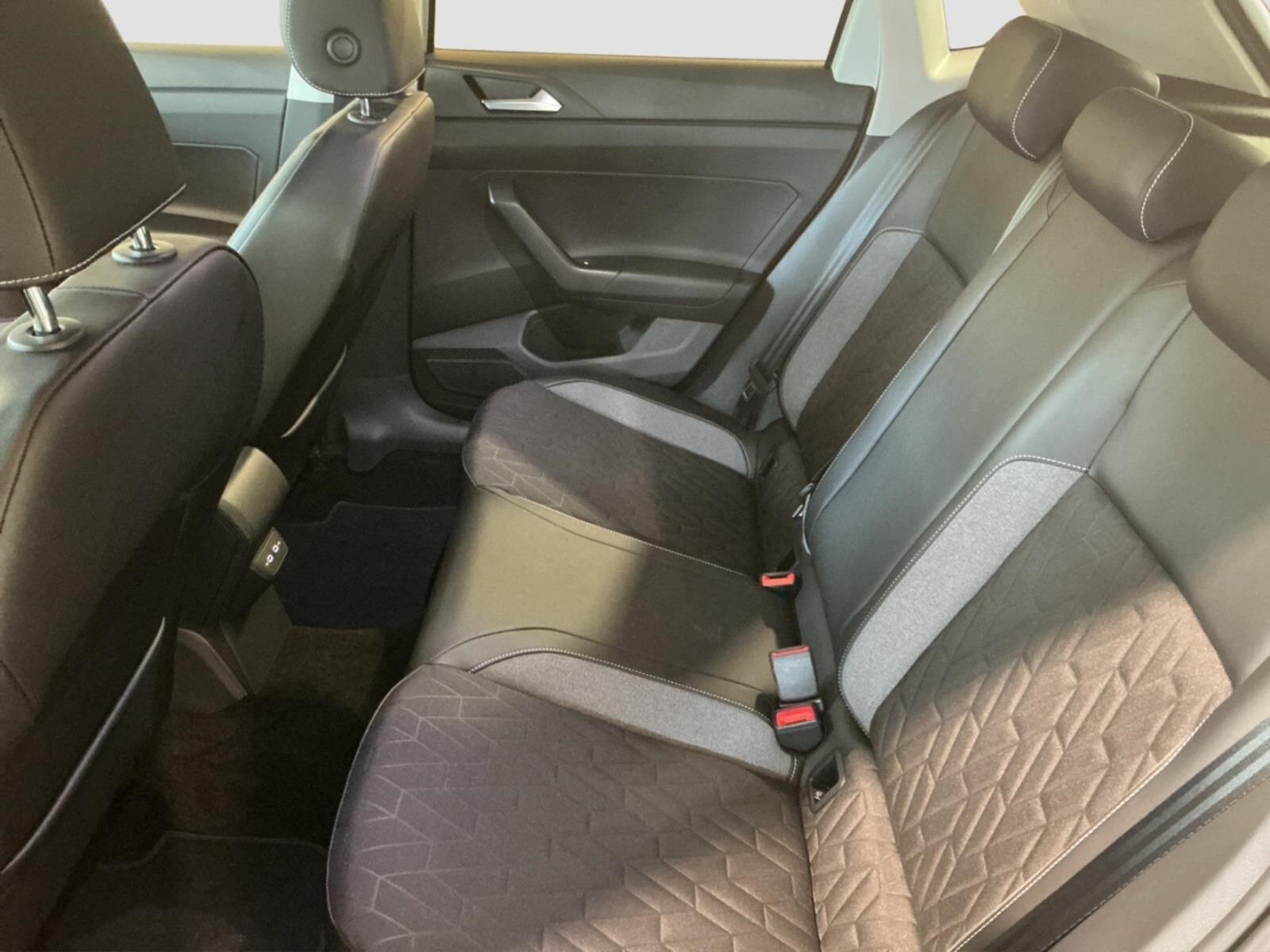 Volkswagen Polo – Bild 11