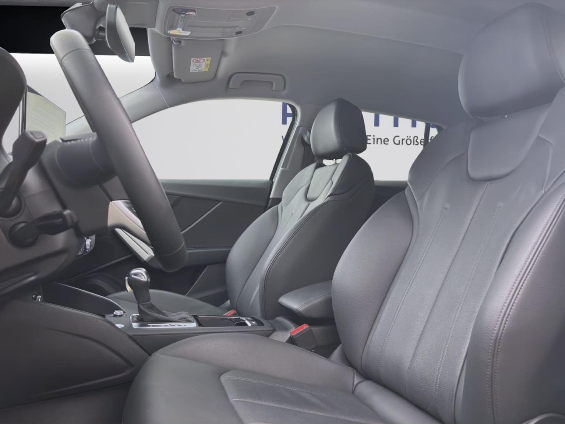Audi Q2 S line