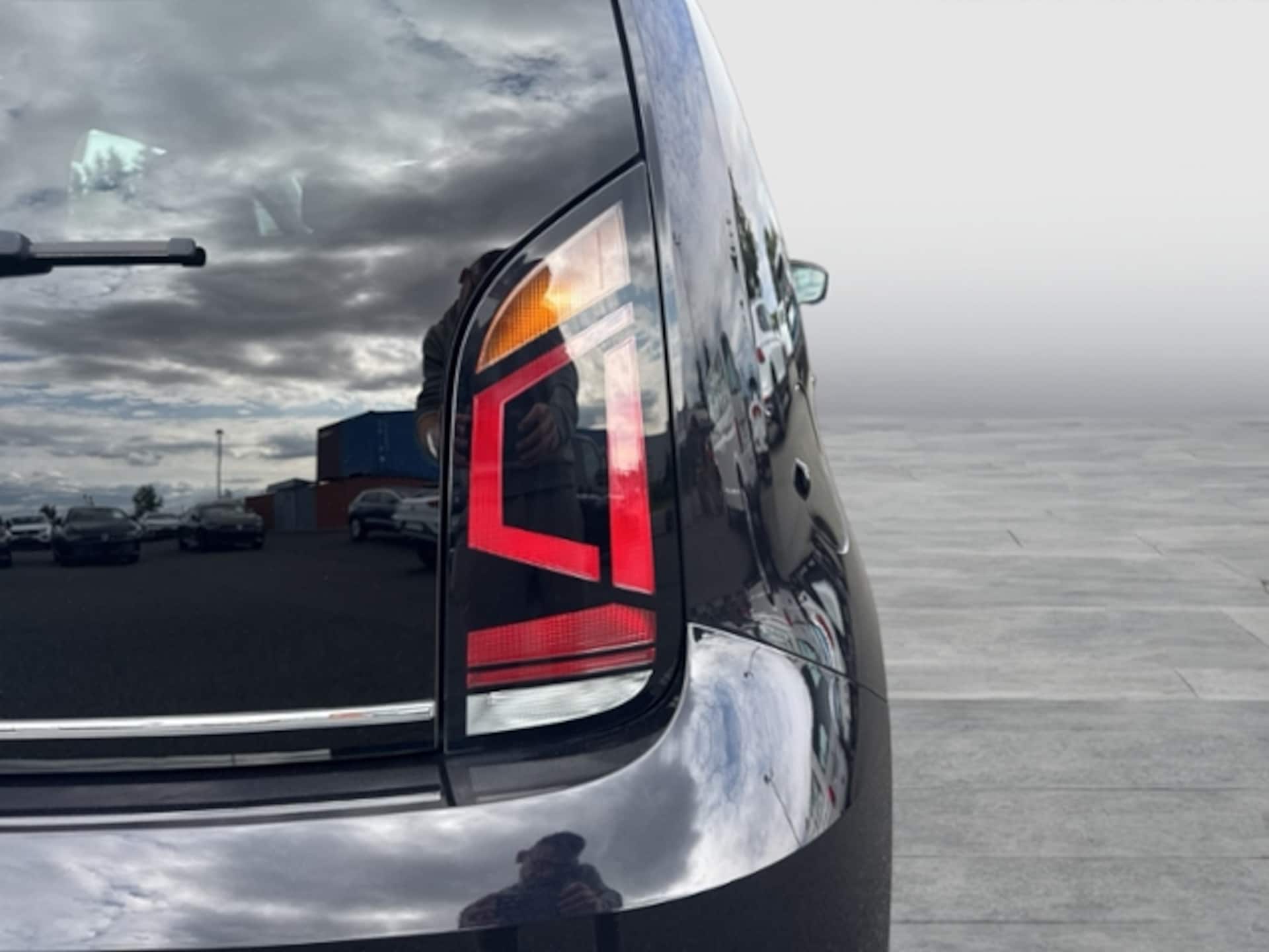 Volkswagen up! beats