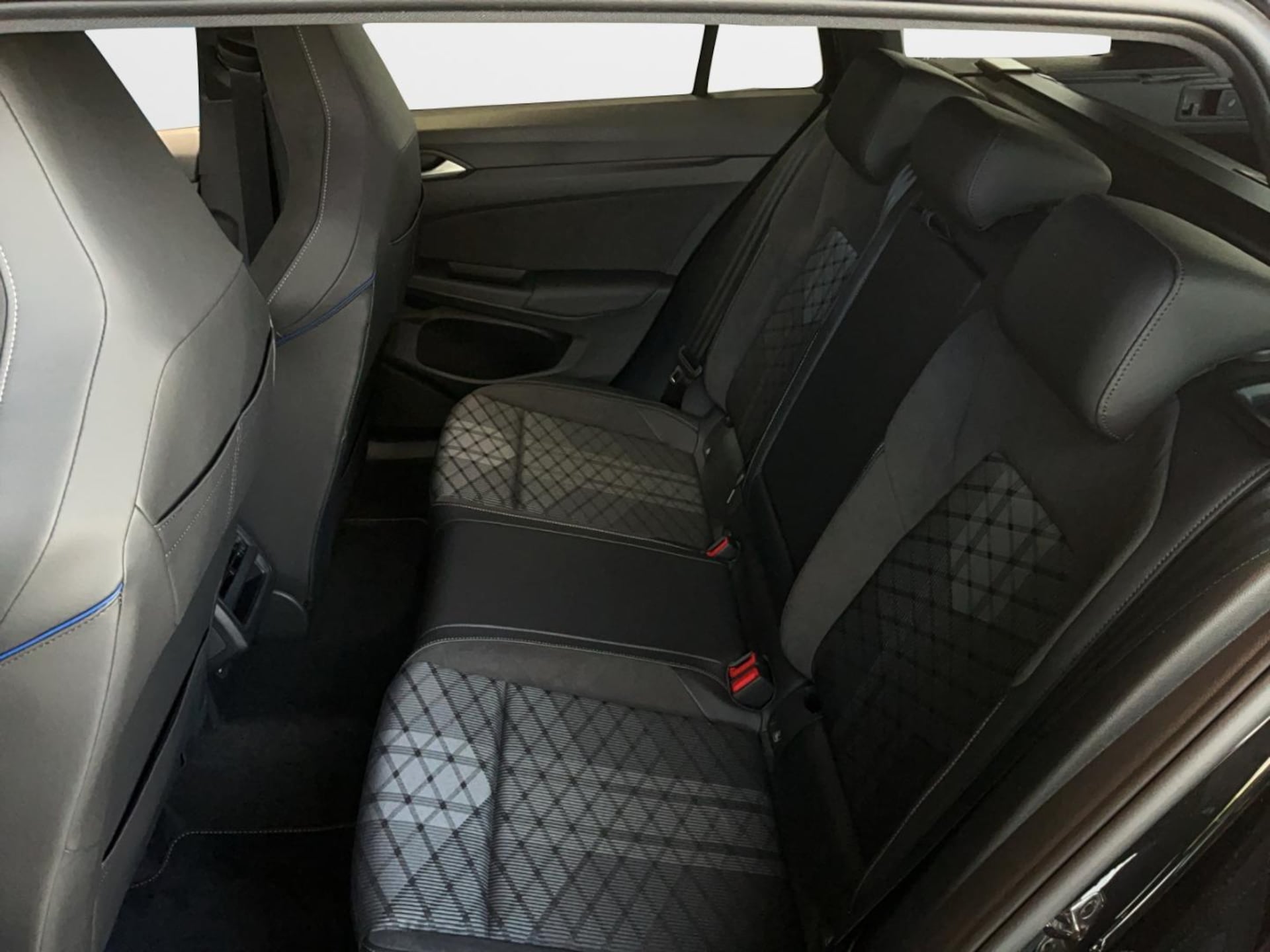 Volkswagen Golf Variant R-Line