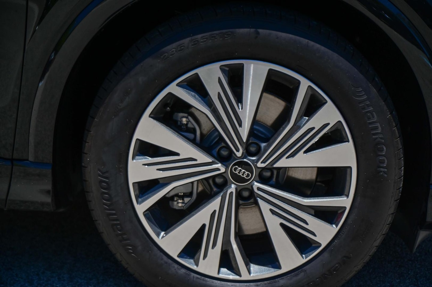 Image about Audi Q4 e-tron 45 e-tron