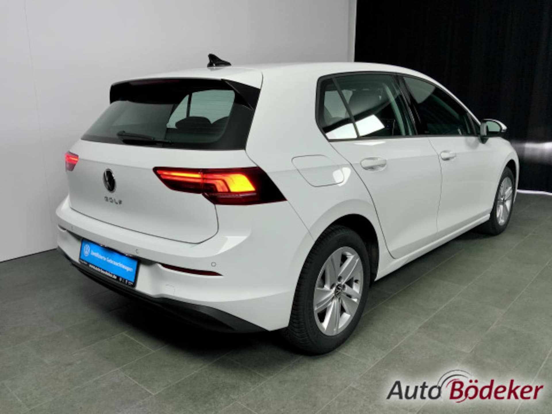 Volkswagen Golf Life