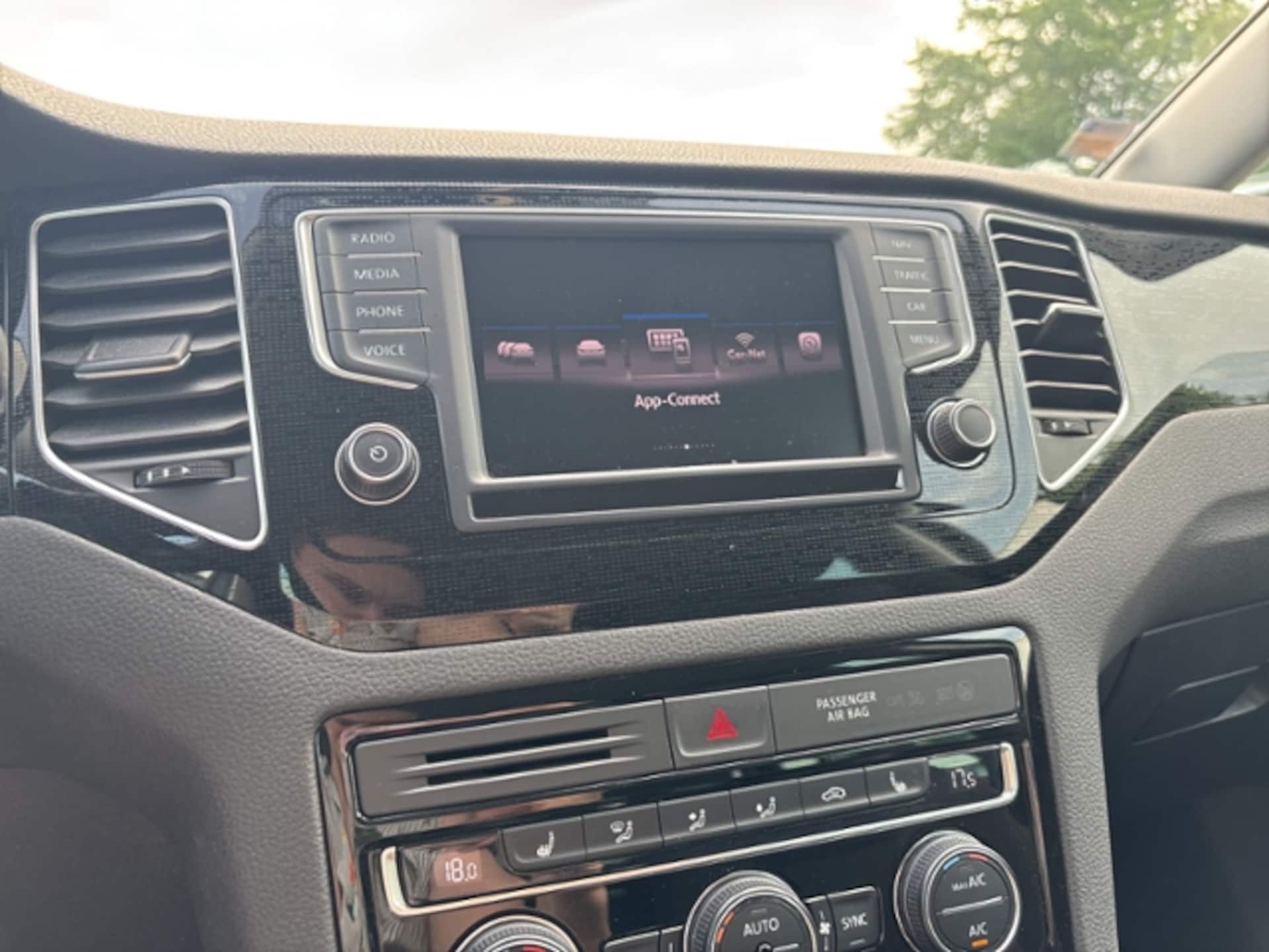 Volkswagen Golf Sportsvan SOUND