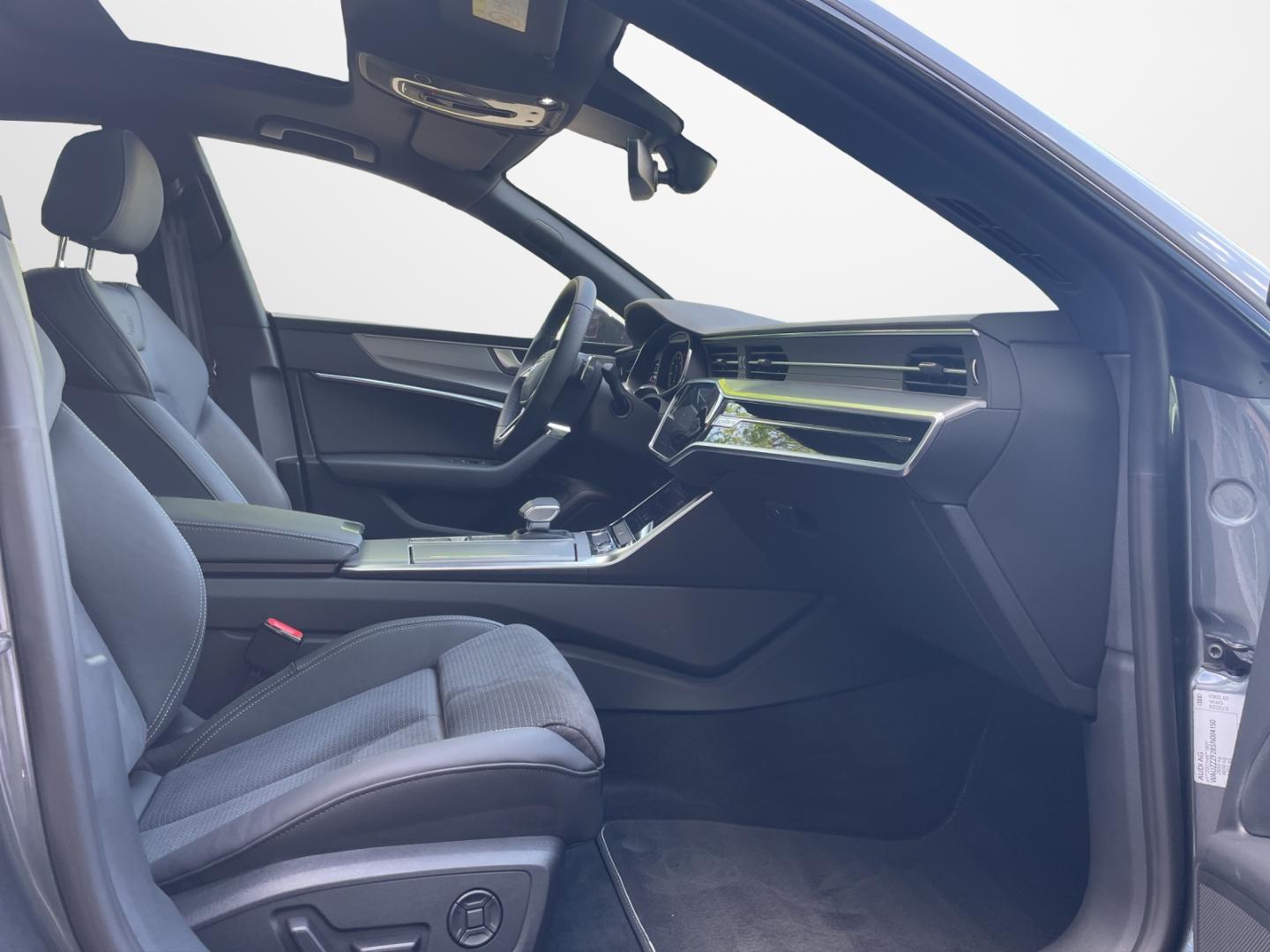 Image about Audi A7 Sportback TFSI e 55 TFSI e quattro S tronic