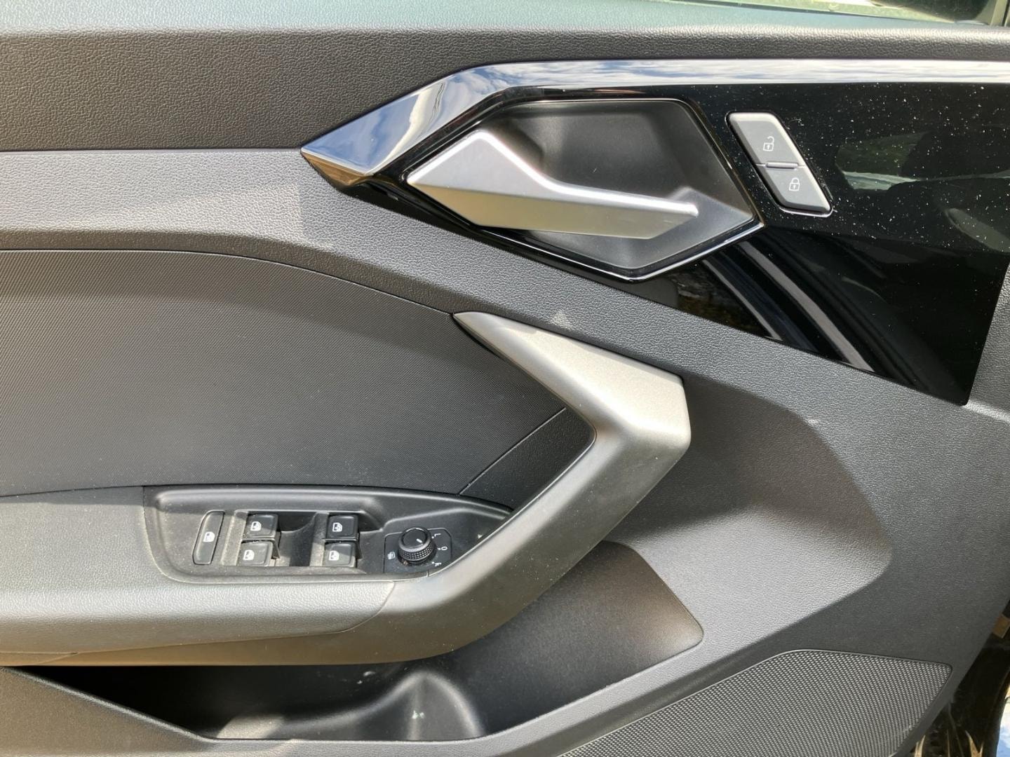 Bild über Audi A1 Sportback 25 TFSI Schaltgetriebe - für weitere Informationen kontaktieren Sie den Audi Partner