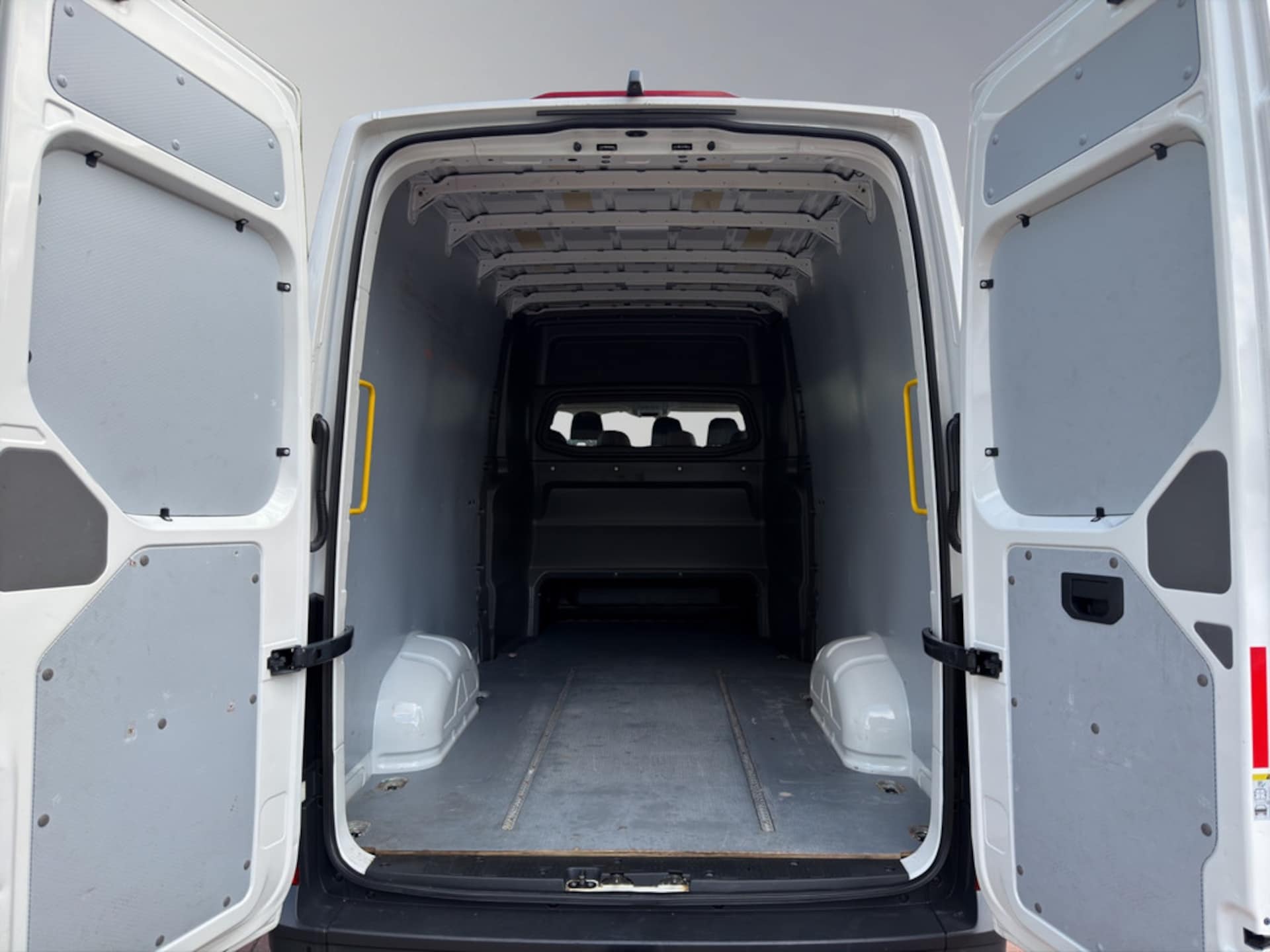 Volkswagen Crafter Kasten langer Radstand